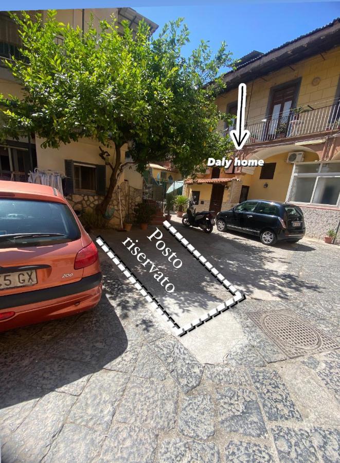 Daly Home Intero Appartamento Mugnano di Napoli Экстерьер фото