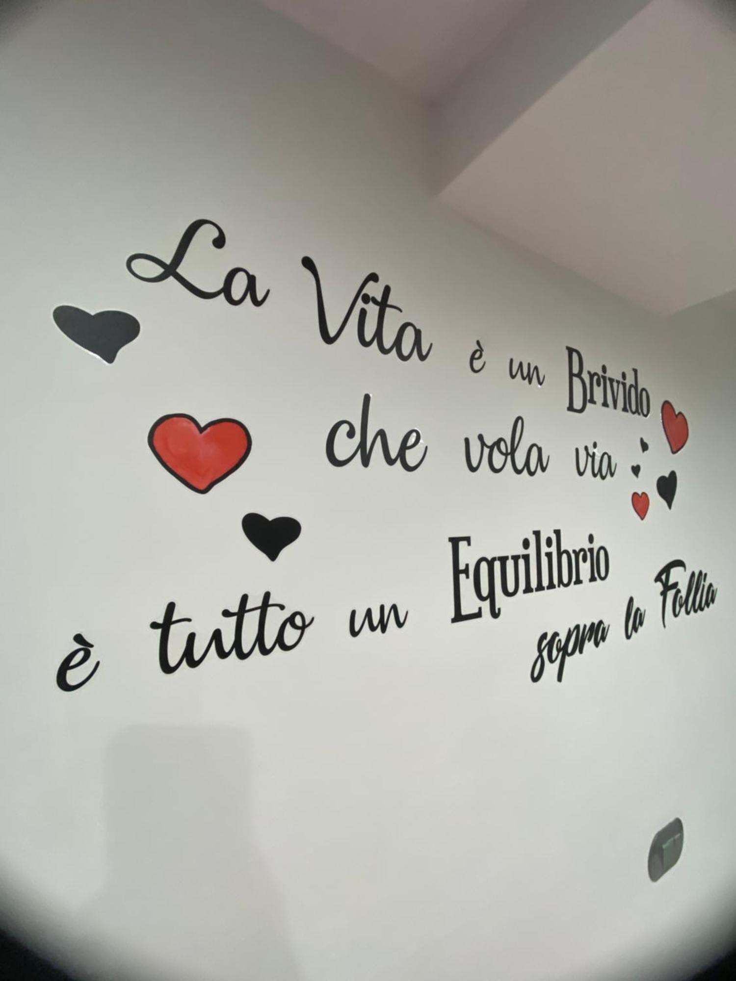 Daly Home Intero Appartamento Mugnano di Napoli Экстерьер фото