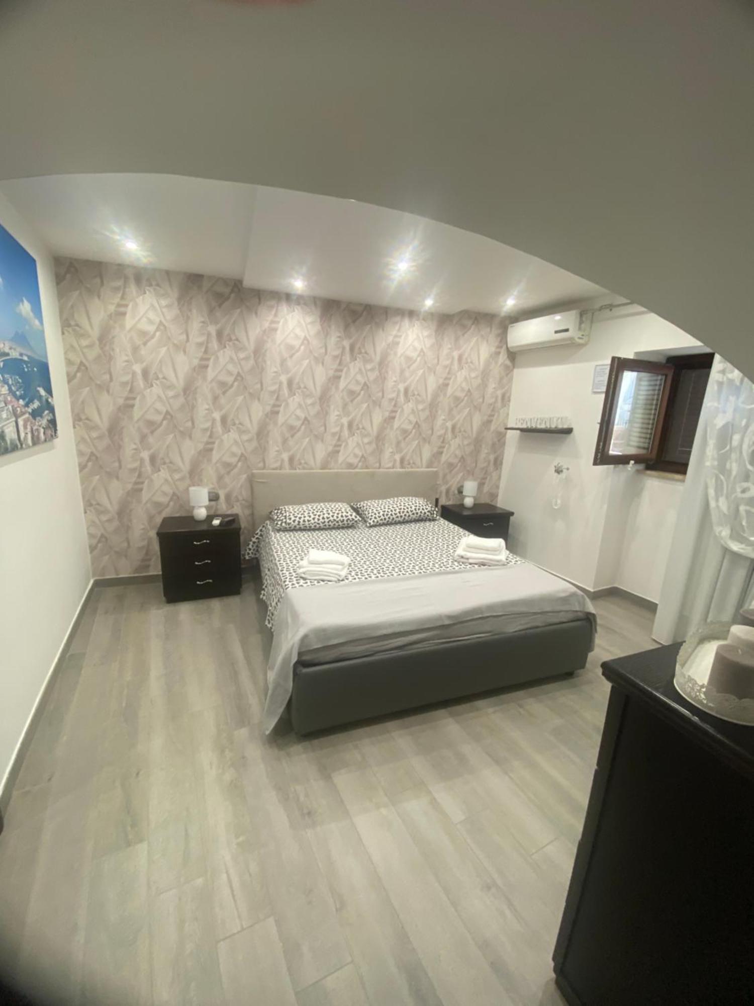 Daly Home Intero Appartamento Mugnano di Napoli Экстерьер фото