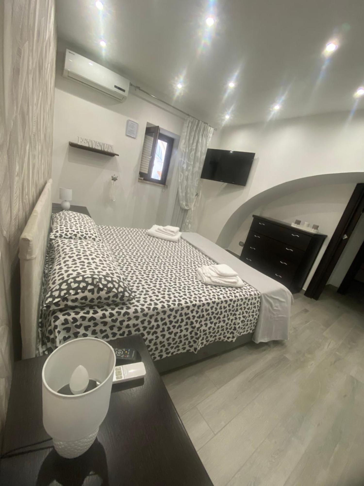 Daly Home Intero Appartamento Mugnano di Napoli Экстерьер фото