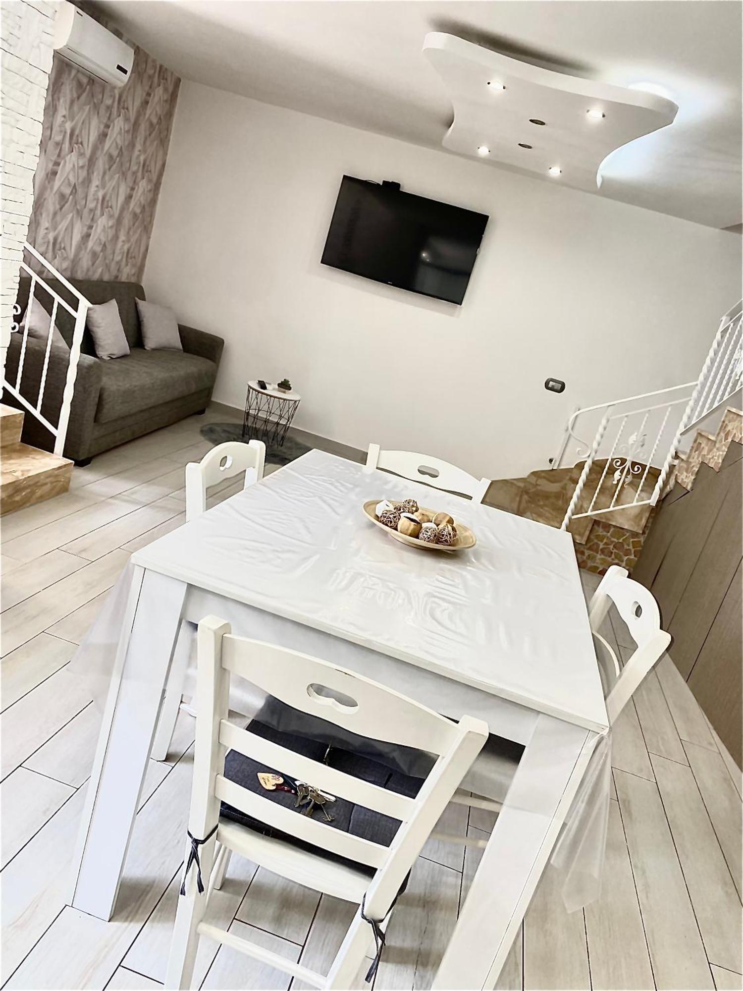 Daly Home Intero Appartamento Mugnano di Napoli Экстерьер фото