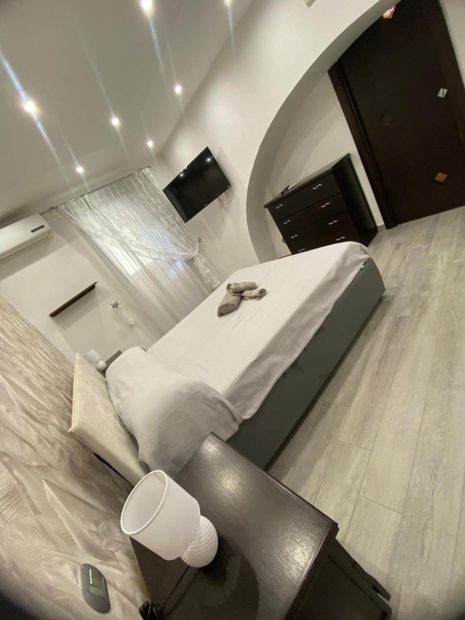 Daly Home Intero Appartamento Mugnano di Napoli Экстерьер фото